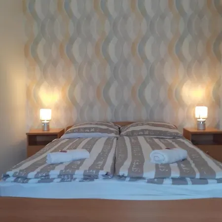 Petra Apartmanhaz Apartment *