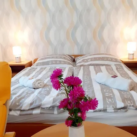 شقة Petra Apartmanhaz
