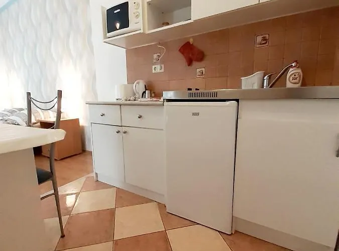 Lägenhet Petra Apartmanhaz