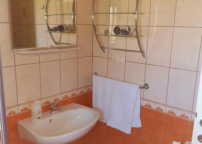 Petra Apartmanhaz Daire *